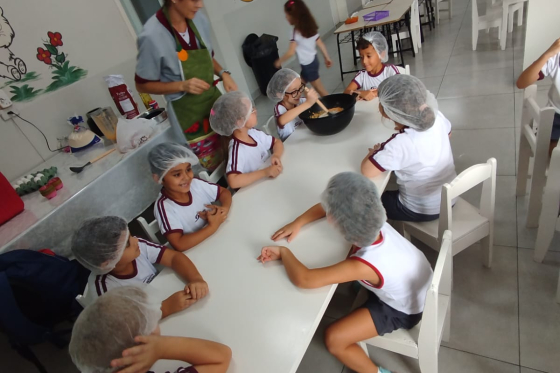 Bolo de Cenoura - 1º ano B
